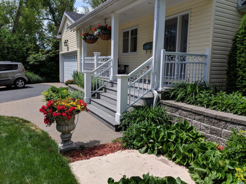 Aluminum Porch Railings 8