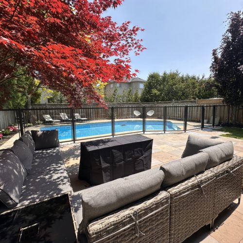 aluminum and glass fencing for pool